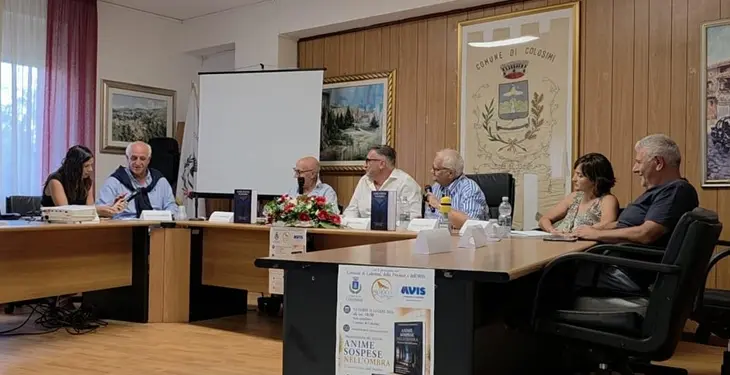 Colosimi si interroga sul carcere: partecipata presentazione del volume Anime sospese nell’ombra