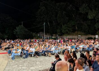 Una marea di fedeli per la festa della Madonna di Dipodi