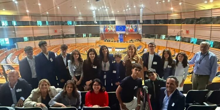 Taverna, studenti al Parlamento europeo