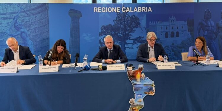 Academy Olivo in Campo Calabria, due giorni tra campo, innovazione, mercato e strategie per il futuro dell’olivicoltura
