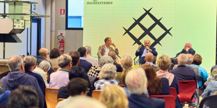 Sciabaca 26: da Sciascia all’AI: la ricerca di senso e l’etica per i giorni difficili chiudono il festival Rubbettino