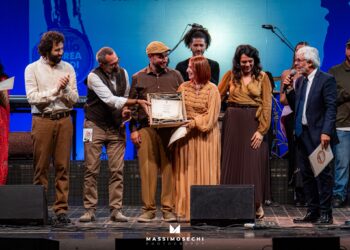 La cantautrice calabrese Angelica Perri vince il Premio Andrea Parodi 2026
