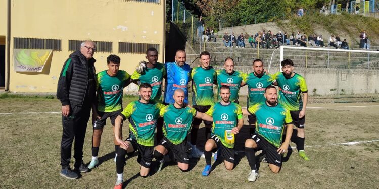 Calcio, esordio casalingo amaro per l’Invictus Academy 24: il MAC3 vince al 93′